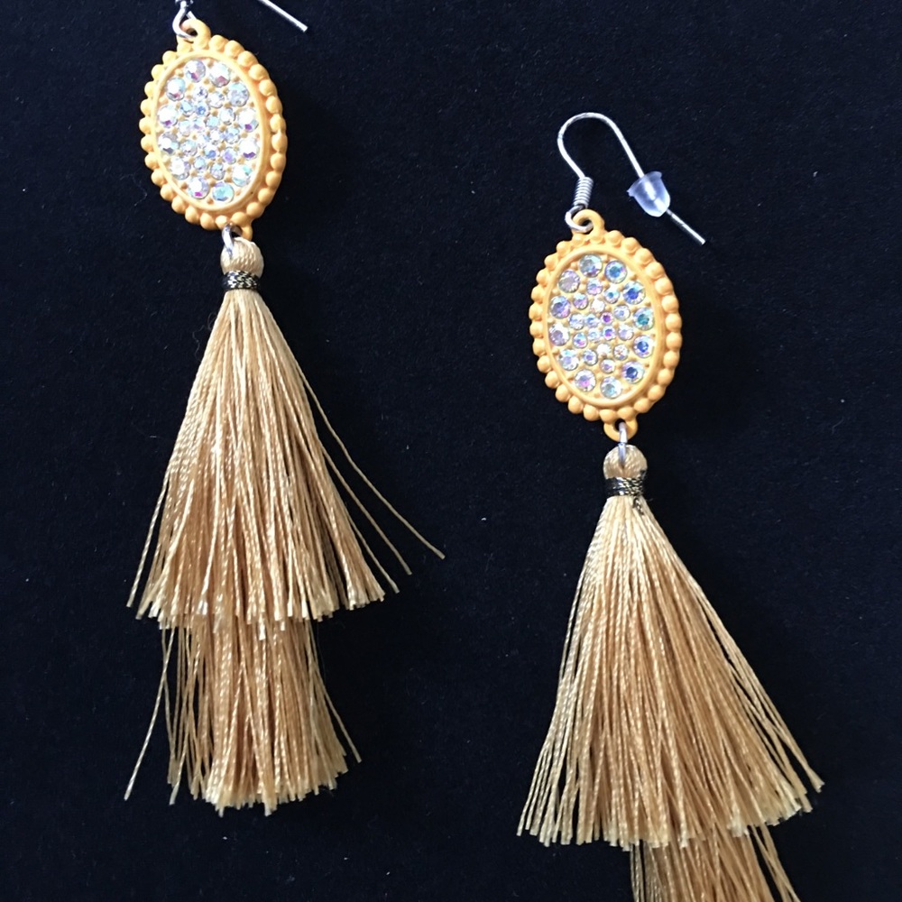 NEW!! Fun Yellow & Gold Tassel Dangle Earrings!